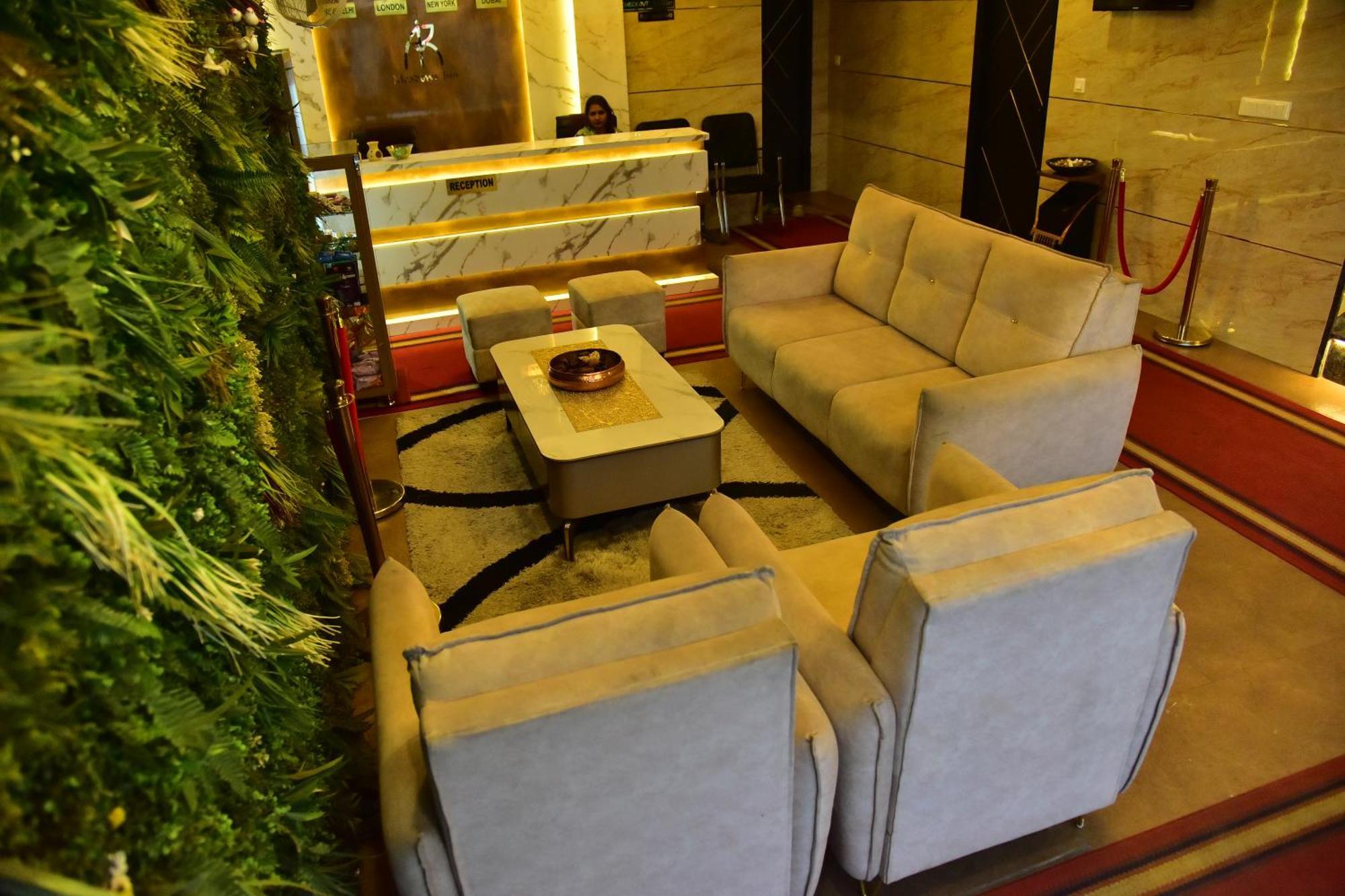 מייזור Meadows Inn מראה חיצוני תמונה