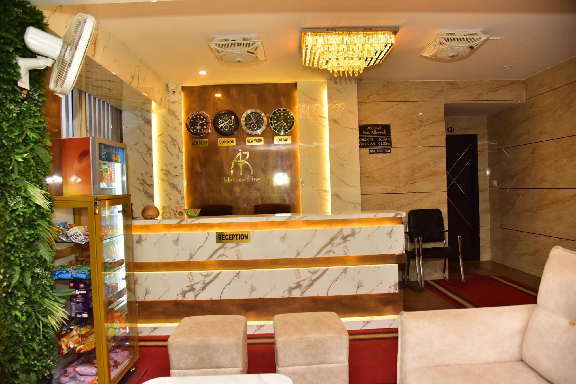 מייזור Meadows Inn מראה חיצוני תמונה