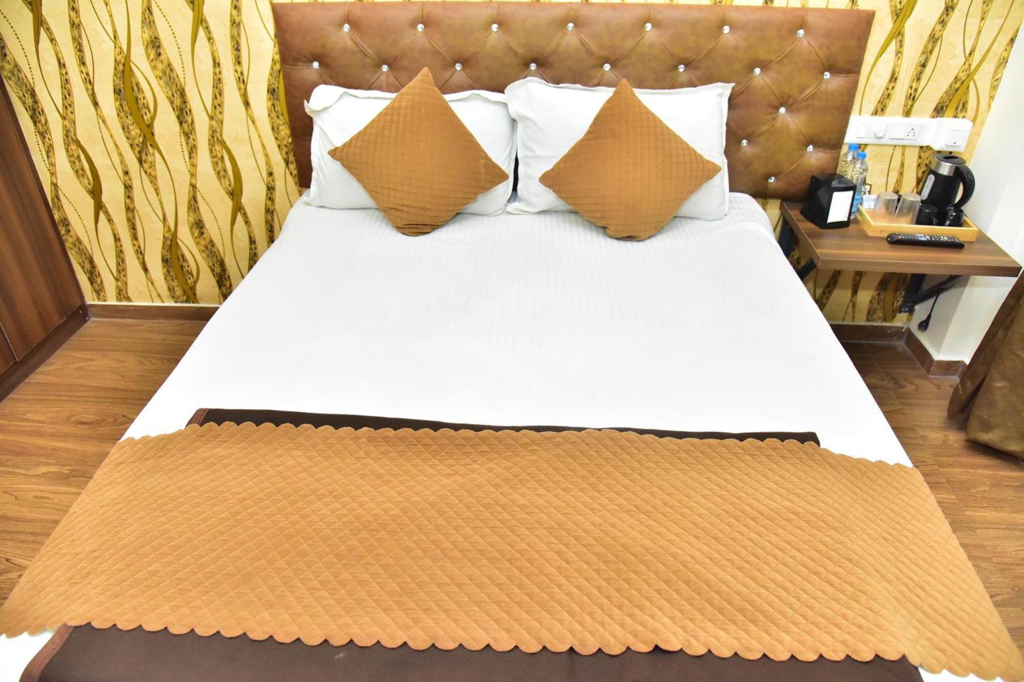 מייזור Meadows Inn מראה חיצוני תמונה
